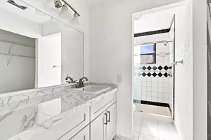 10 Seneca Ct, Royal Palm Beach, FL 33411 - Photo 12