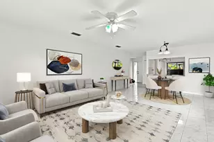 10 Seneca Ct, Royal Palm Beach, FL 33411 - Photo 6