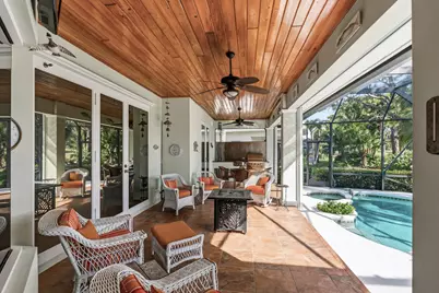 928 Carolina Circle SW, Vero Beach, FL 32962 - Photo 4