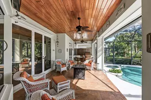 928 Carolina Cir SW, Vero Beach, FL 32962 - Photo 4