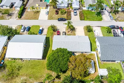 8997 SE Sandy Lane, Hobe Sound, FL 33455 - Photo 4