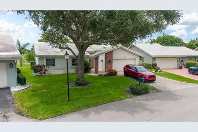 5557 N Cameo Drive N, Boca Raton, FL 33433 - Photo 8