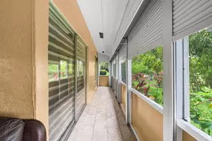 5557 N Cameo Dr N, Boca Raton, FL 33433 - Photo 36