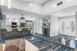 5557 N Cameo Dr N, Boca Raton, FL 33433 - Photo 14