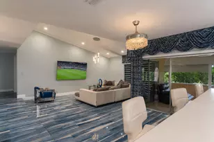 5557 N Cameo Dr N, Boca Raton, FL 33433 - Photo 12