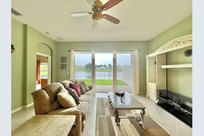 137 Canterbury Place, Royal Palm Beach, FL 33414 - Photo 12