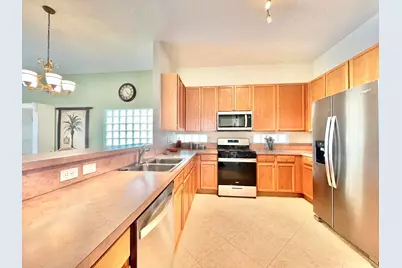 137 Canterbury Place, Royal Palm Beach, FL 33414 - Photo 16