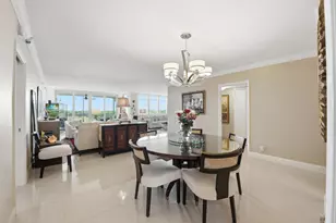 3510 Oaks Way, Pompano Beach, FL 33069 - Photo 8