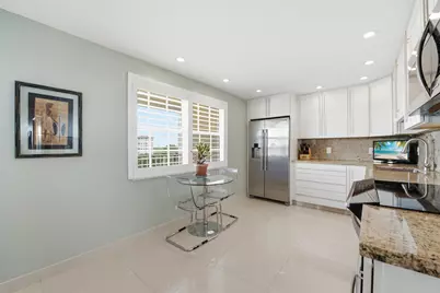 3510 Oaks Way #703, Pompano Beach, FL 33069 - Photo 6