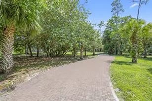790 E Rambling Dr, Wellington, FL 33414 - Photo 54
