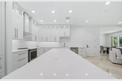 2601 NE 32nd Avenue, Fort Lauderdale, FL 33308 - Photo 12
