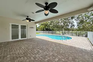 1292 Essex Dr, Wellington, FL 33414 - Photo 20