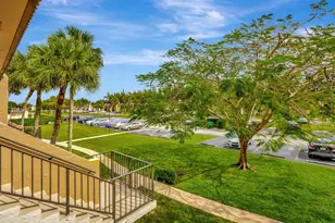 154 Lake Meryl Dr, West Palm Beach, FL 33411 - Photo 14