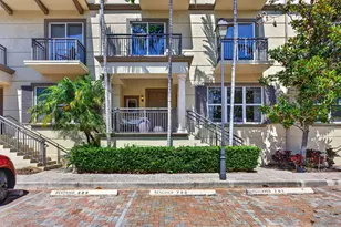 2609 NE 14th Ave, Wilton Manors, FL 33334 - Photo 18