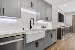 2609 NE 14th Ave, Wilton Manors, FL 33334 - Photo 8