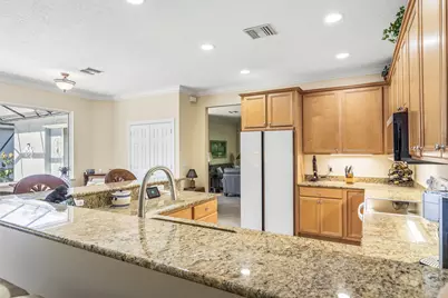 228 Oak Hammock Circle SW, Vero Beach, FL 32962 - Photo 14