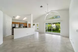 165 St Michaels Ct, Jupiter, FL 33458 - Photo 14