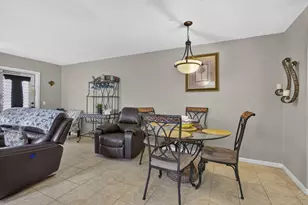 5 Northampton A, West Palm Beach, FL 33417 - Photo 2