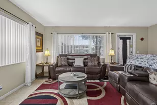 5 Northampton A, West Palm Beach, FL 33417 - Photo 8