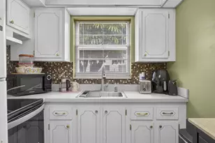 5 Northampton A, West Palm Beach, FL 33417 - Photo 6