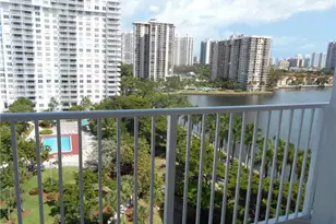 2801 NE 183rd St, Aventura, FL 33160 - Photo 10