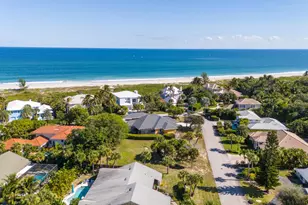 1370 White Heron Ln, Vero Beach, FL 32963 - Photo 1