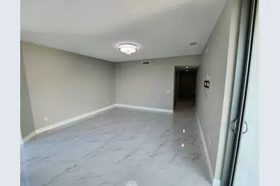 17301 Biscayne Boulevard #1202, North Miami Beach, FL 33160 - Photo 14