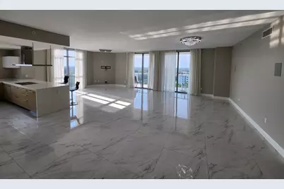 17301 Biscayne Boulevard #1202, North Miami Beach, FL 33160 - Photo 2