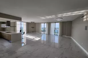 17301 Biscayne Blvd, North Miami Beach, FL 33160 - Photo 2