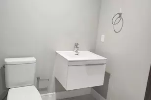 17301 Biscayne Blvd, North Miami Beach, FL 33160 - Photo 12