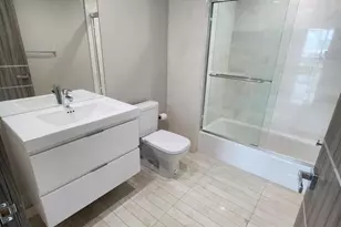 17301 Biscayne Blvd, North Miami Beach, FL 33160 - Photo 24