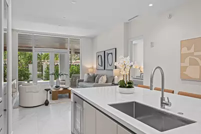 220 SE Mizner Boulevard #102, Boca Raton, FL 33432 - Photo 6