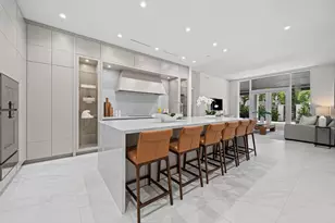 220 SE Mizner Blvd, Boca Raton, FL 33432 - Photo 2