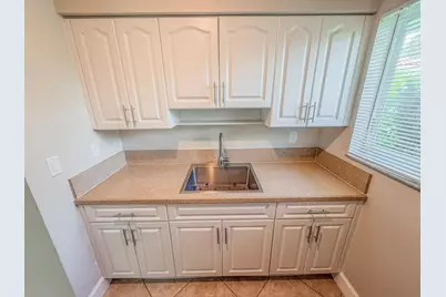 541 NE 44th Street #B, Boca Raton, FL 33431 - Photo 6