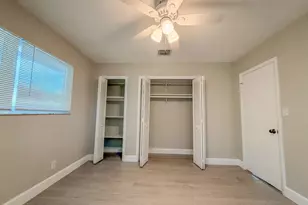541 NE 44th St, Boca Raton, FL 33431 - Photo 8
