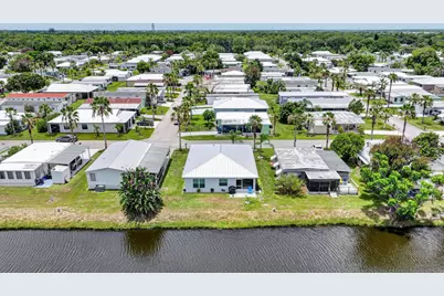 38 Spanish Way, Port Saint Lucie, FL 34952 - Photo 36