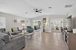 38 Spanish Way, Port Saint Lucie, FL 34952 - Photo 12