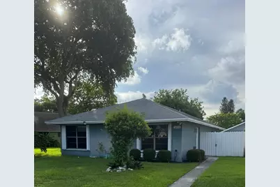 1470 Summit Run Circle, West Palm Beach, FL 33415 - Photo 1