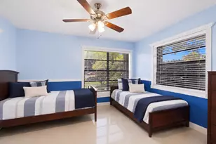 1470 Summit Run Cir, West Palm Beach, FL 33415 - Photo 4