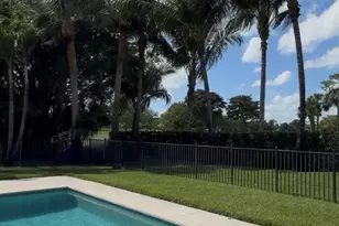 1327 Partridge Pl N, Boynton Beach, FL 33436 - Photo 10