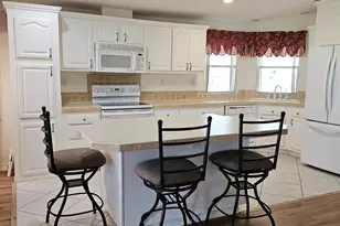 3229 Scarlet Tanager Ct, Port Saint Lucie, FL 34952 - Photo 4