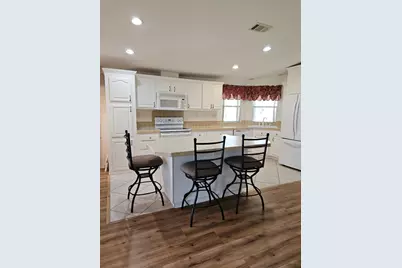 3229 Scarlet Tanager Court, Port Saint Lucie, FL 34952 - Photo 6