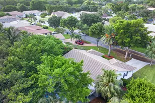 10873 NW 10th Pl, Coral Springs, FL 33071 - Photo 40
