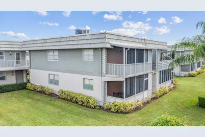 723 Flanders P, Delray Beach, FL 33484 - Photo 4