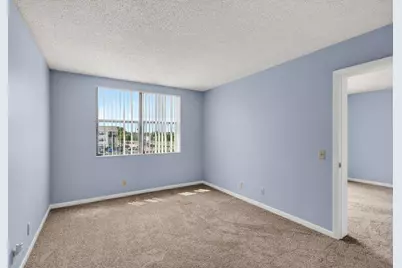 724 Executive Center Drive #31, West Palm Beach, FL 33401 - Photo 12