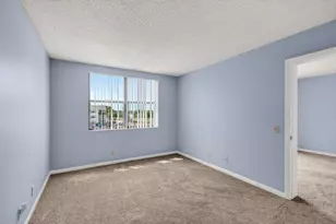 724 Executive Center Dr, West Palm Beach, FL 33401 - Photo 12