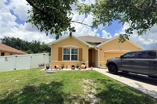 2369 SW Barber Ln, Port Saint Lucie, FL 34984 - Photo 2