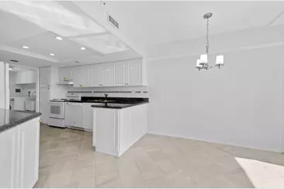 1900 Consulate Place #1004, West Palm Beach, FL 33401 - Photo 12