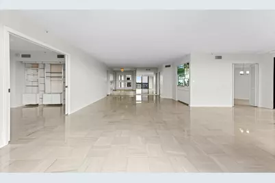 1900 Consulate Place #1004, West Palm Beach, FL 33401 - Photo 6