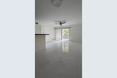 2451 E Centergate Drive #208, Miramar, FL 33025 - Photo 4